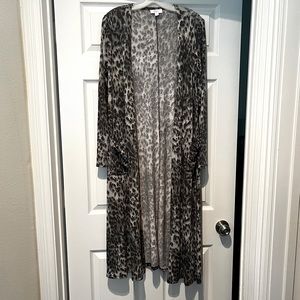 Lularoe Size S - Cheetah - Sarah Duster Cardigan